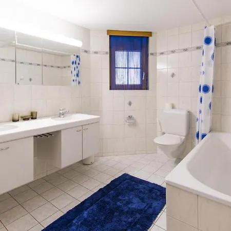 Apartment Haus Evita *