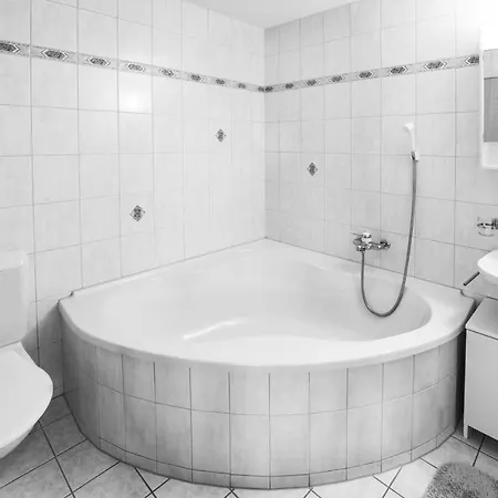 Apartment Haus Evita *